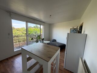  Appartement à louer 2 pièces 37 m²