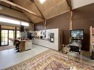  Maison � vendre 8 pi�ces 350 m�