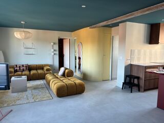  Appartement à louer 3 pièces 74 m²