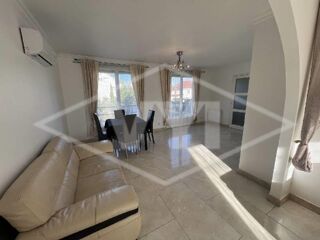  Maison à vendre 8 pièces 195 m²