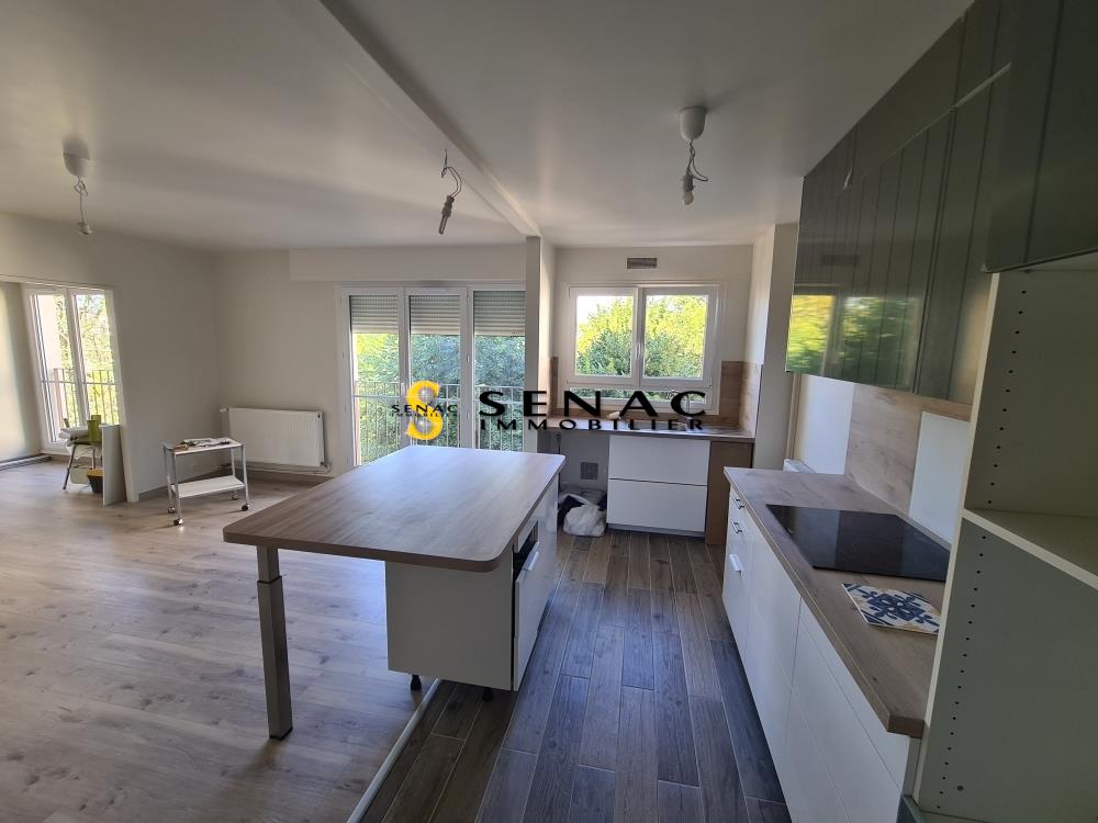 location Appartement - 4 pièce(s) - 85 m² Le Plessis-Bouchard (95130)