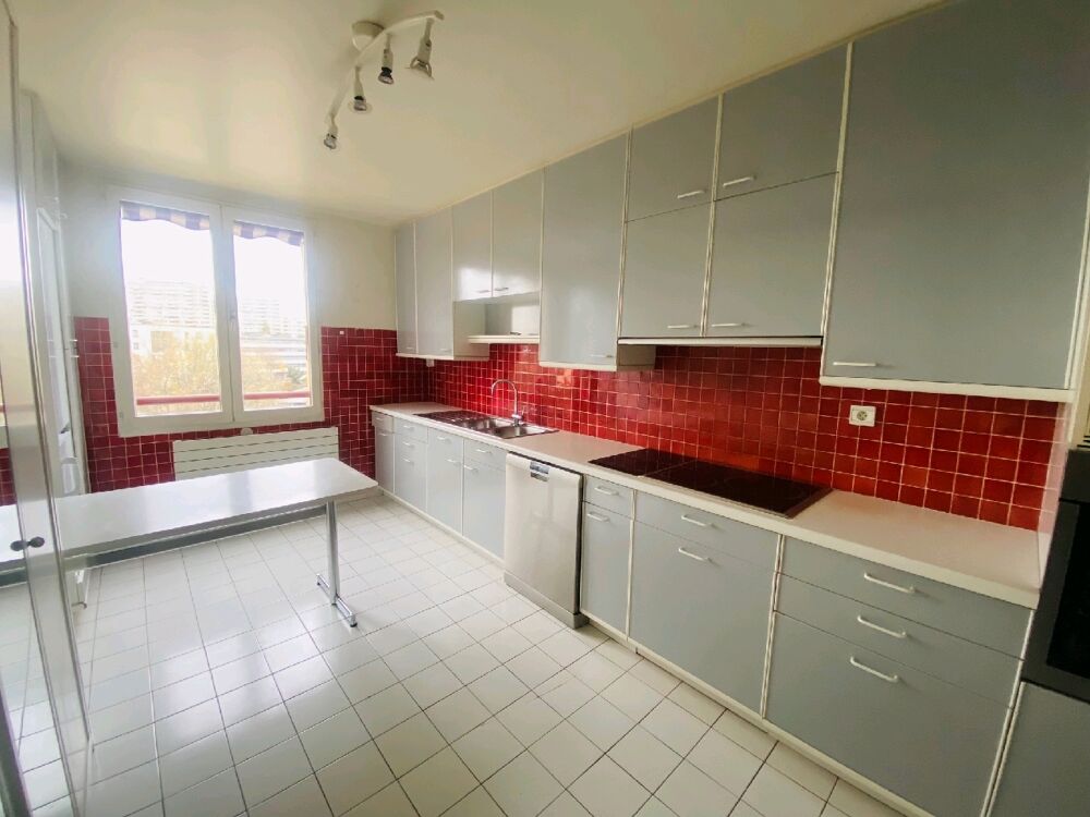vente Appartement - 5 pièce(s) - 173 m² Gaillard (74240)