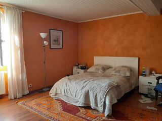  Ferme  vendre 9 pices 220 m