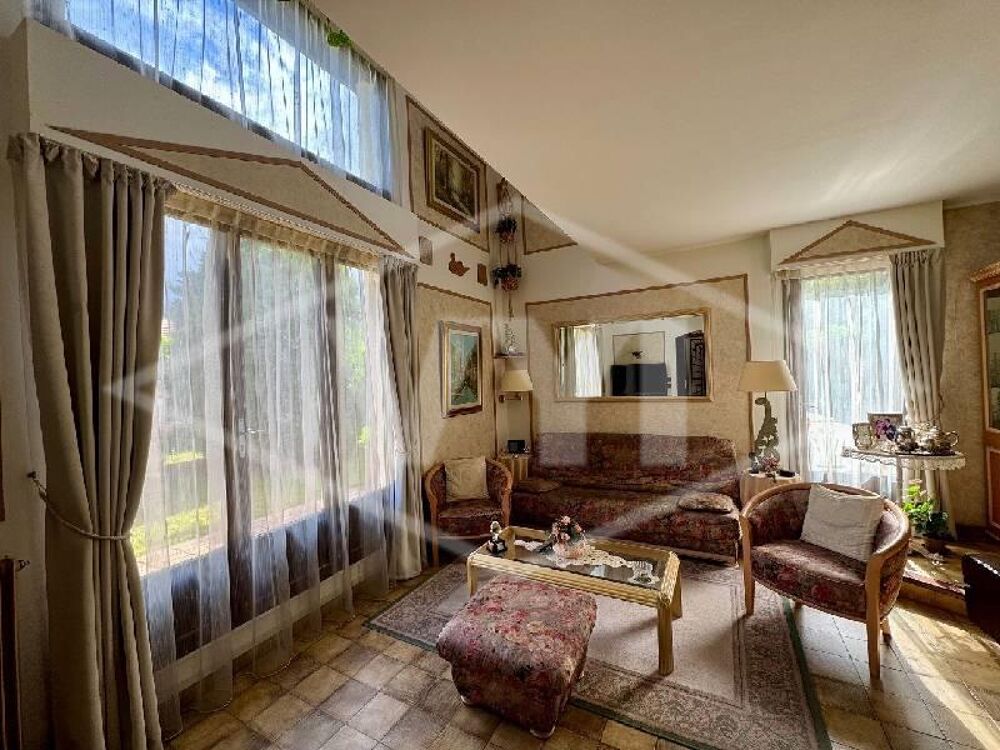 vente Maison - 5 pièce(s) - 159 m² Combs-la-Ville (77380)