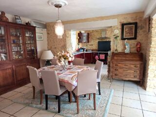  Maison  vendre 6 pices 220 m