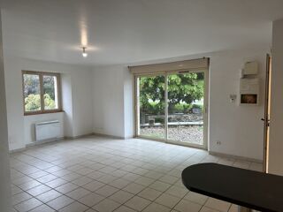  Appartement à louer 3 pièces 69 m²