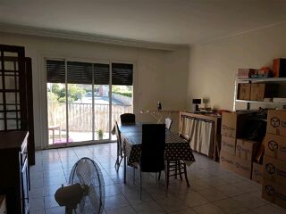  Appartement à louer 4 pièces 83 m²