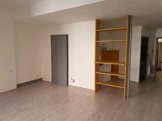  Appartement à louer 1 pièce 37 m²