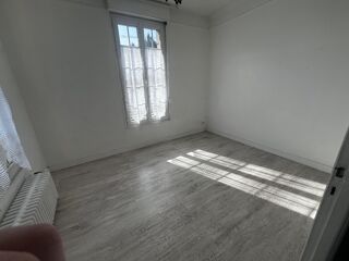  Immeuble à vendre 10 pièces 137 m²