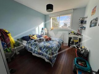  Maison  vendre 8 pices 210 m