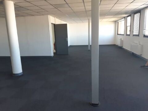   Location / Bureau - 410 m 
