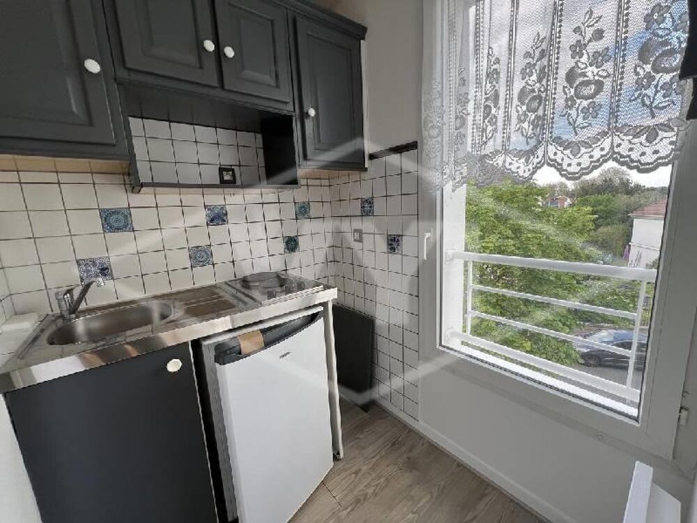 À SAISIR !Nous vous proposons ce beau STUDIO de 26m² env....