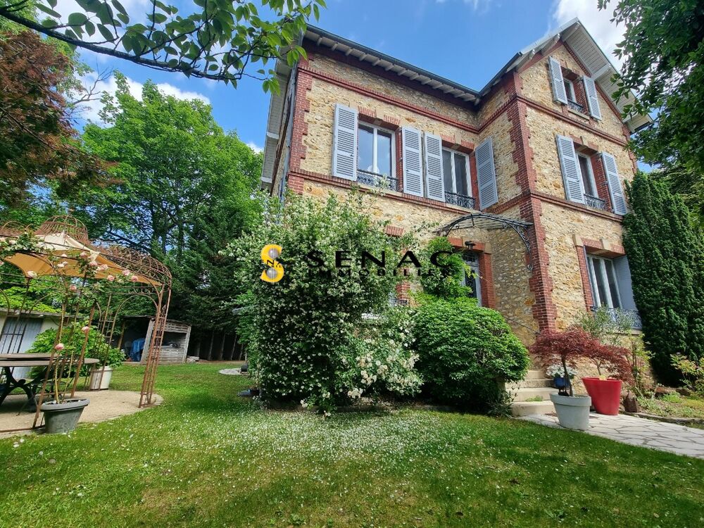 SENAC IMMOBILIER vous propose : Nichée au coeur d'un env....