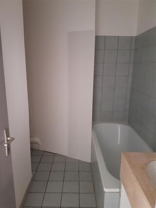  Appartement à louer 1 pièce 37 m²
