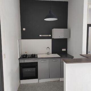  Appartement à louer 2 pièces 63 m²