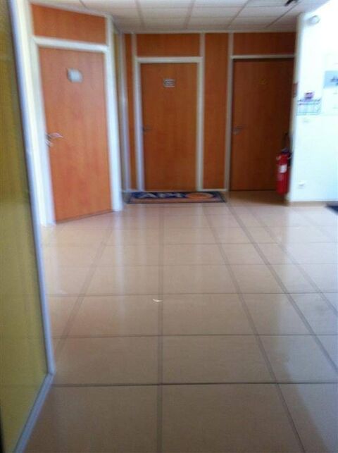   Location / Bureau - 168 m 