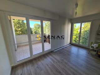  Appartement à louer 4 pièces 85 m²