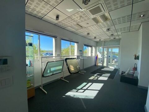   Location / Entrept - 881 m 
