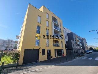  Parking / Garage � louer 