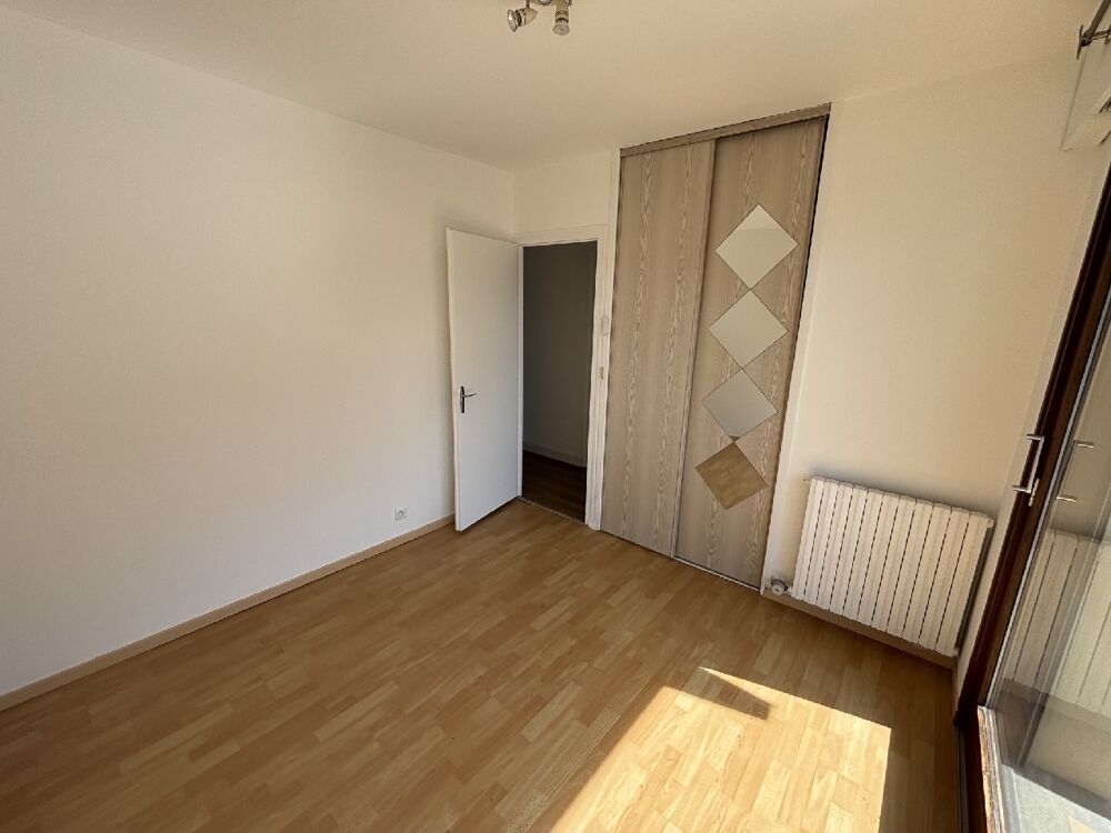 VEIGY-FONCENEXA vendre - T3 avec deux balcons, garage et....