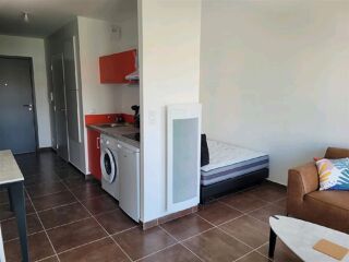  Appartement à louer 1 pièce 28 m²