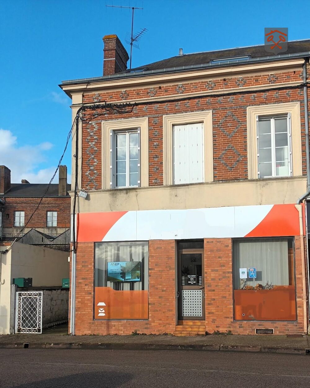 vente Immeuble - 5 pièce(s) - 114 m² Gacé (61230)