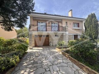  Maison à vendre 7 pièces 135 m²