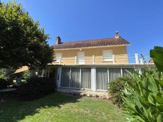  Maison  vendre 9 pices 253 m