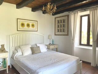  Proprit/chteau  vendre 6 pices 140 m