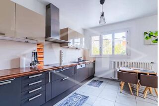  Maison � vendre 8 pi�ces 190 m�