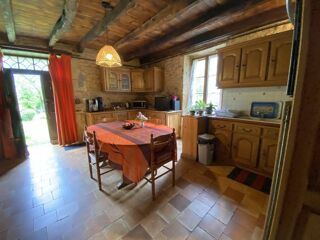  Ferme  vendre 11 pices 360 m
