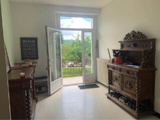  Maison  vendre 9 pices 240 m