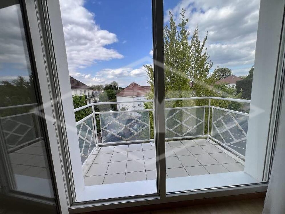 À SAISIR !Nous vous proposons ce beau STUDIO de 26m² env....