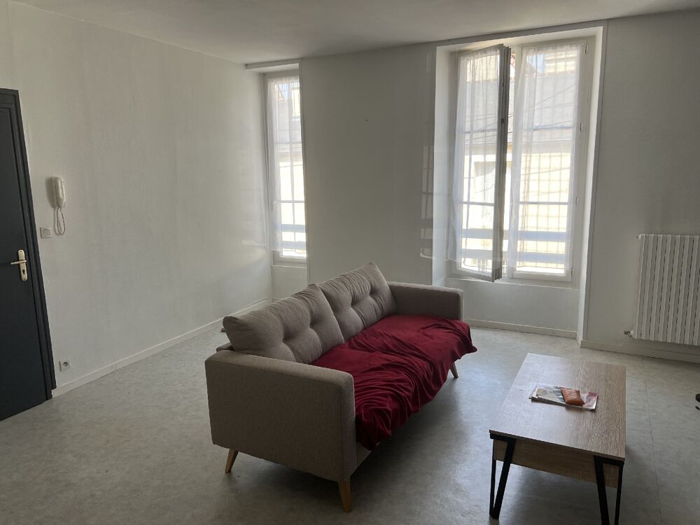 location Appartement - 2 pièce(s) - 63 m² Argentan (61200)