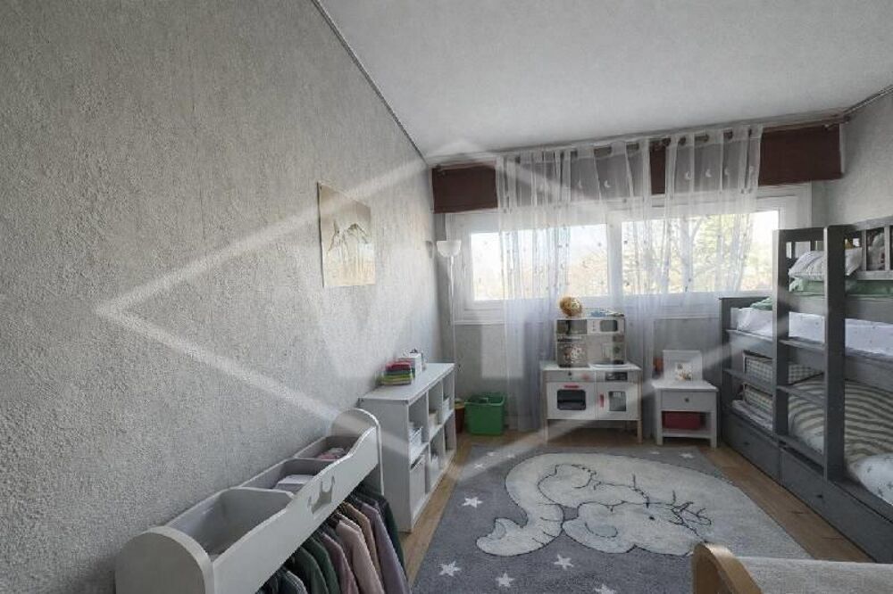 vente Appartement - 4 pièce(s) - 80 m² Combs-la-Ville (77380)