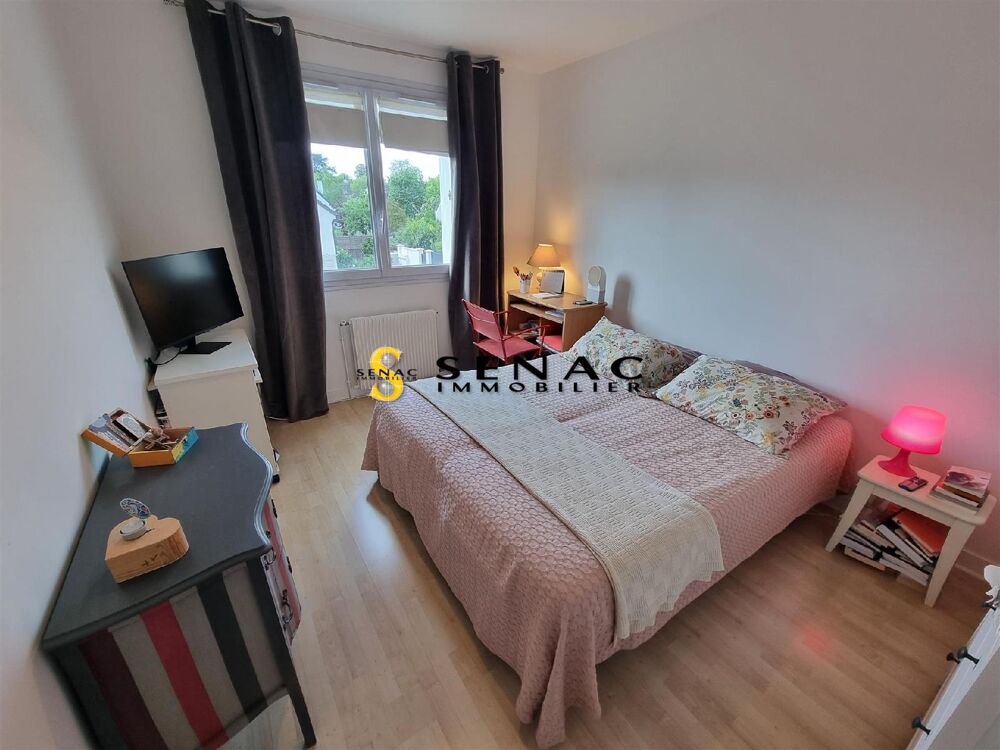 SENAC IMMOBILIER vous propose: A Margency, Petite réside....
