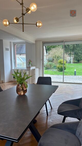  Maison � vendre 8 pi�ces 250 m�