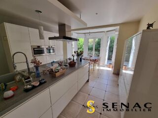  Maison  vendre 8 pices 250 m