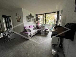  Appartement  vendre 4 pices 77 m