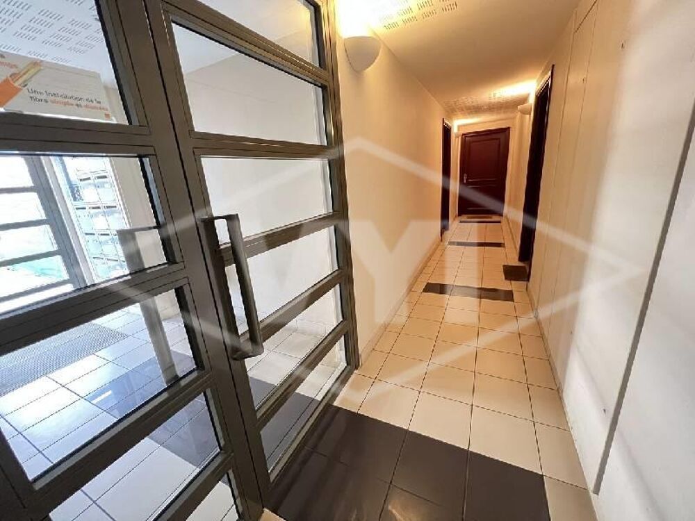 À SAISIR !Dans une petite résidence de standing privée e....