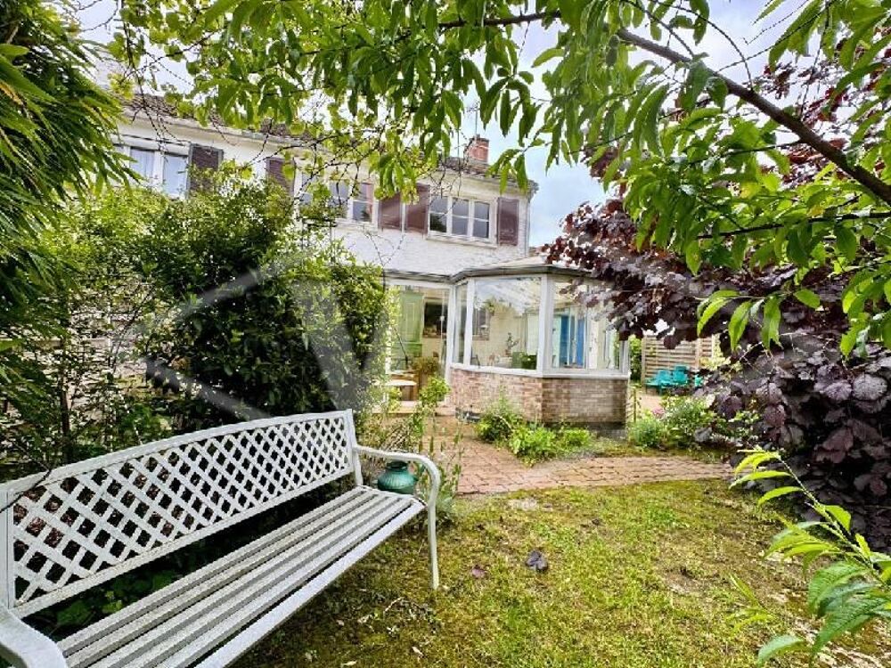 Maison 8 pièces 125 m² · à Combs la Ville · 125 m² · 329 900 €