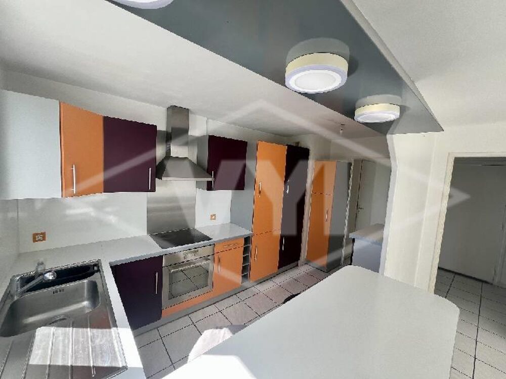À SAISIR !Venez visiter ce superbe DUPLEX F3 de 71m² env....