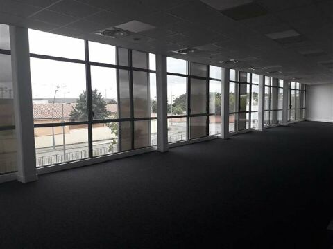   Location / Bureau - 311 m 
