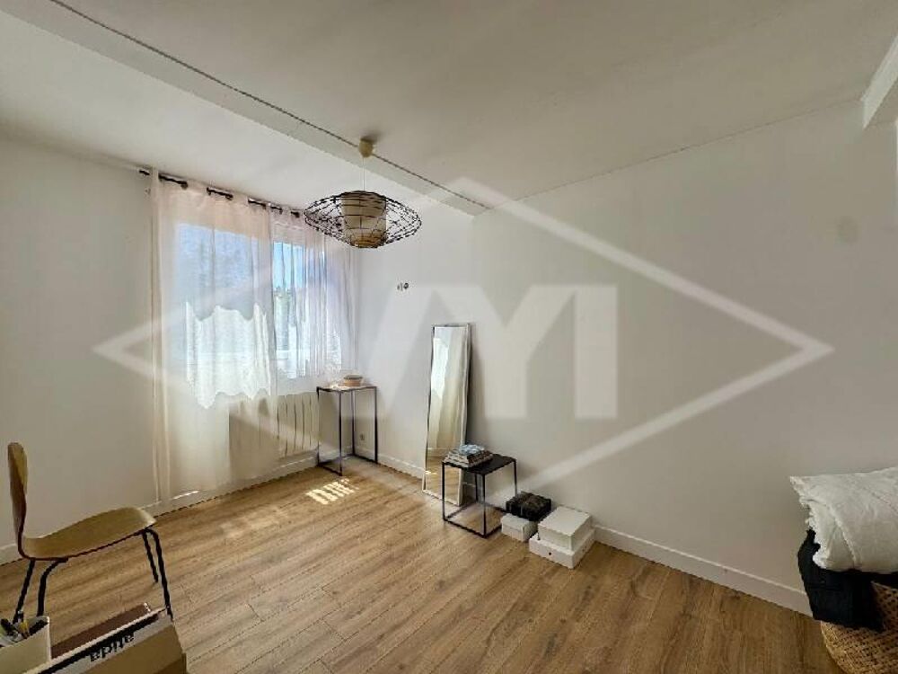 EXCLUSIVITÉ - Dans le quartier du Vieux-Bourg...Pour inv....