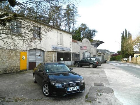 ENTREP&Ouml;T ET APPARTEMENT SUR UN SITE TOURISTIQUEId&eacute;ale... 215000 24620 Le bugue
