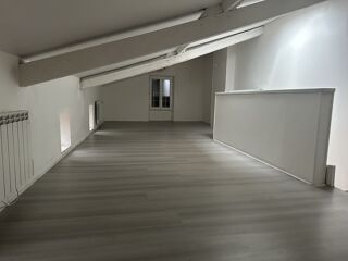  Maison à louer 3 pièces 85 m²