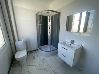  Appartement à louer 3 pièces 44 m²