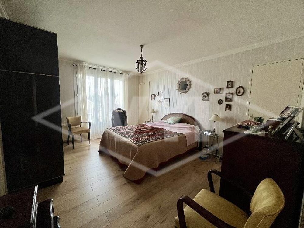 vente Maison - 6 pièce(s) - 150 m² Combs-la-Ville (77380)