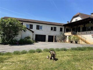  Ferme  vendre 9 pices 220 m