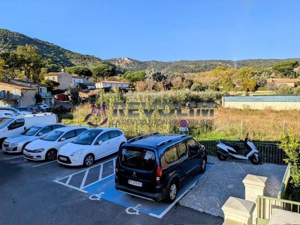 GOLFE DE SAINT-TROPEZ. Sur la commune du PLAN de la TOU....